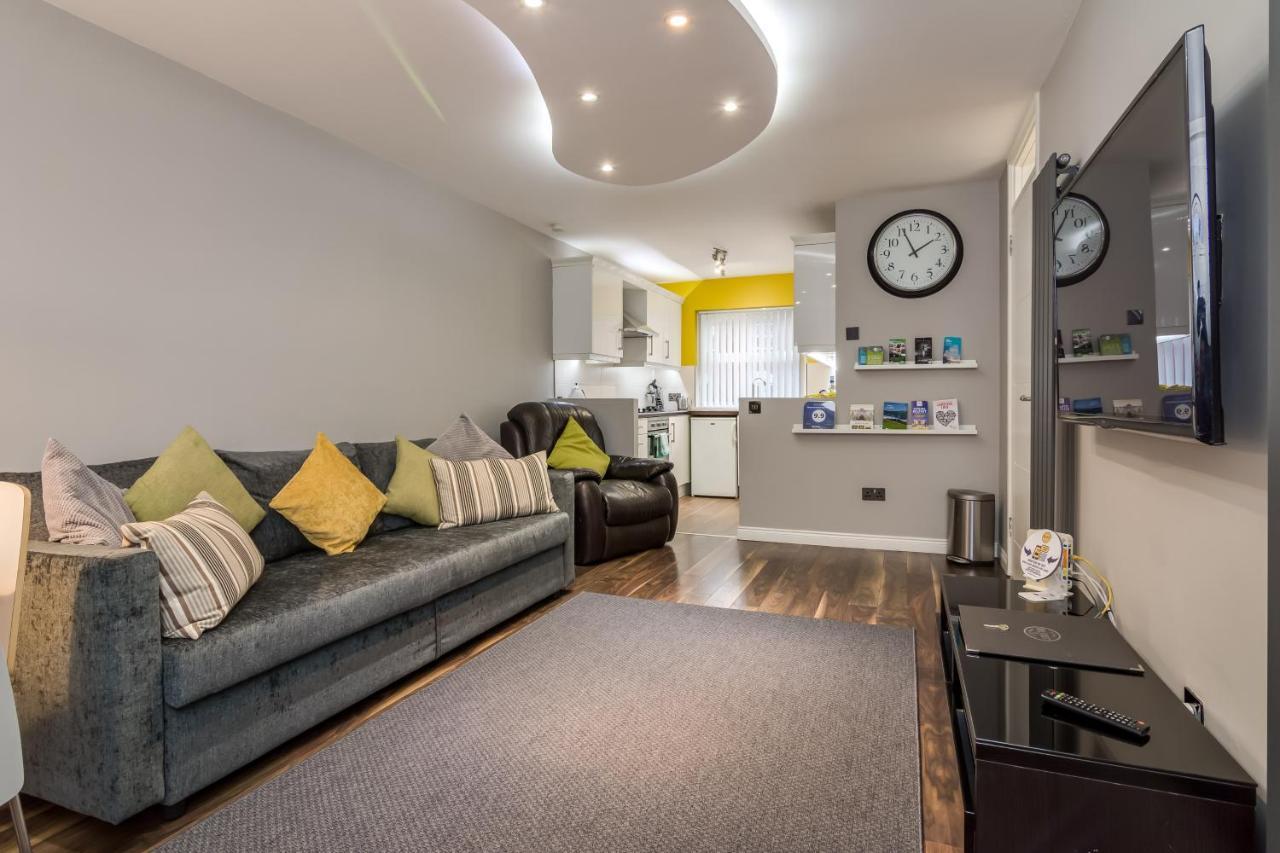 Central Belfast Apartments, Salisbury Bagian luar foto