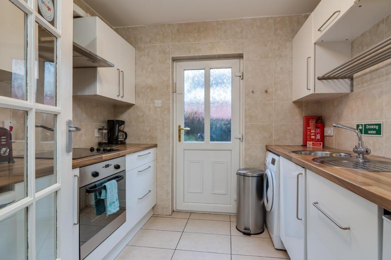 Central Belfast Apartments, Salisbury Bagian luar foto