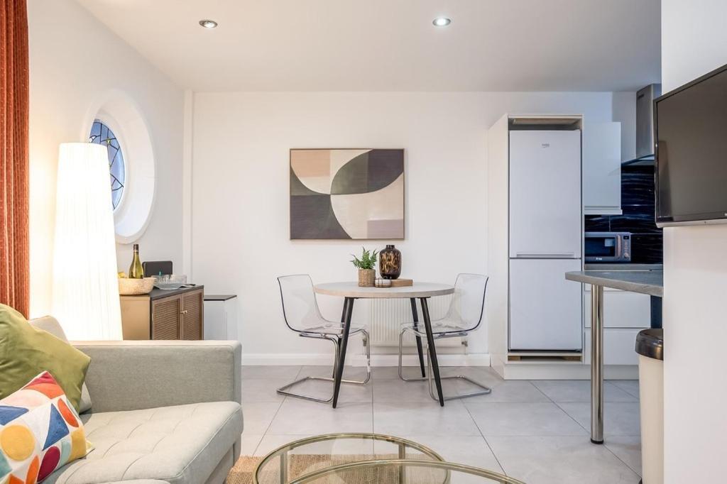 Central Belfast Apartments, Salisbury Bagian luar foto